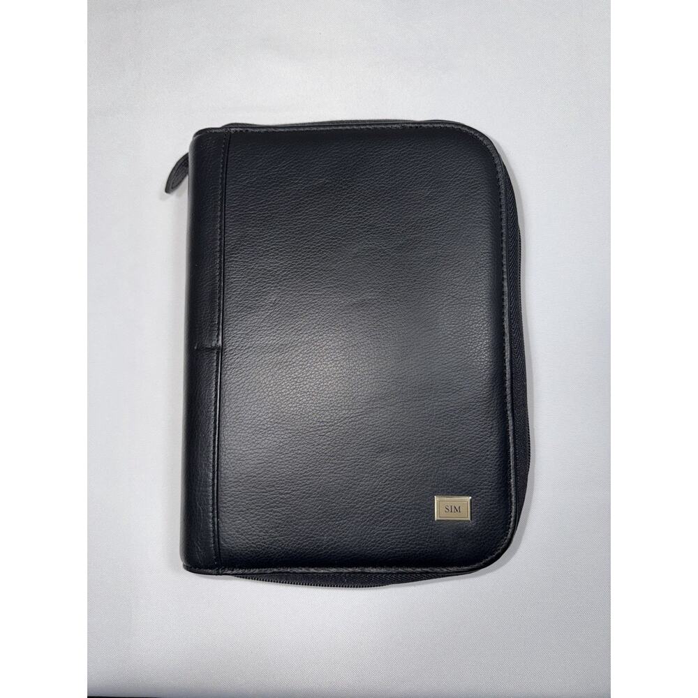 Daytimer Organizer Planner 7 Ring Genuine Leather Zipper Closure 7.25 x 9.75”